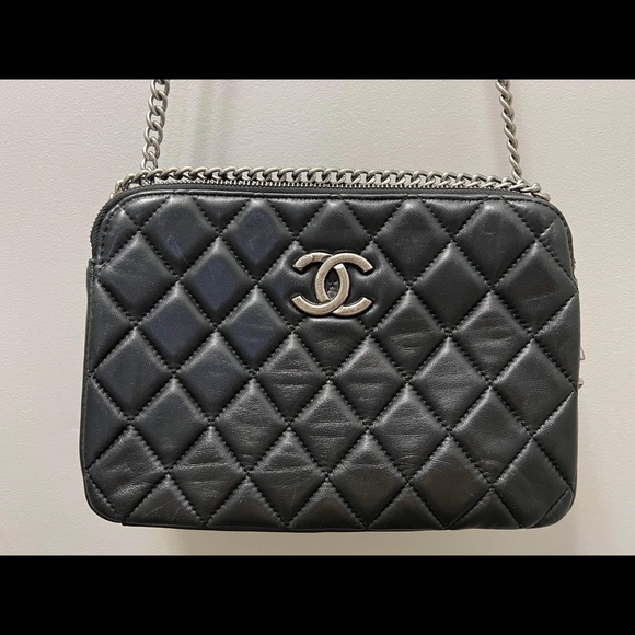 🌸SOLD🌸PRELOVED USED VINTAGE CHANEL SLING BAG - Picture 7 of 16